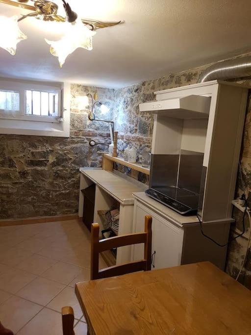 Taverna Abitazione A 15 Km Da Firenze 普拉托 外观 照片